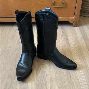 Zara Black Synthetic Leather Western-Style Boots